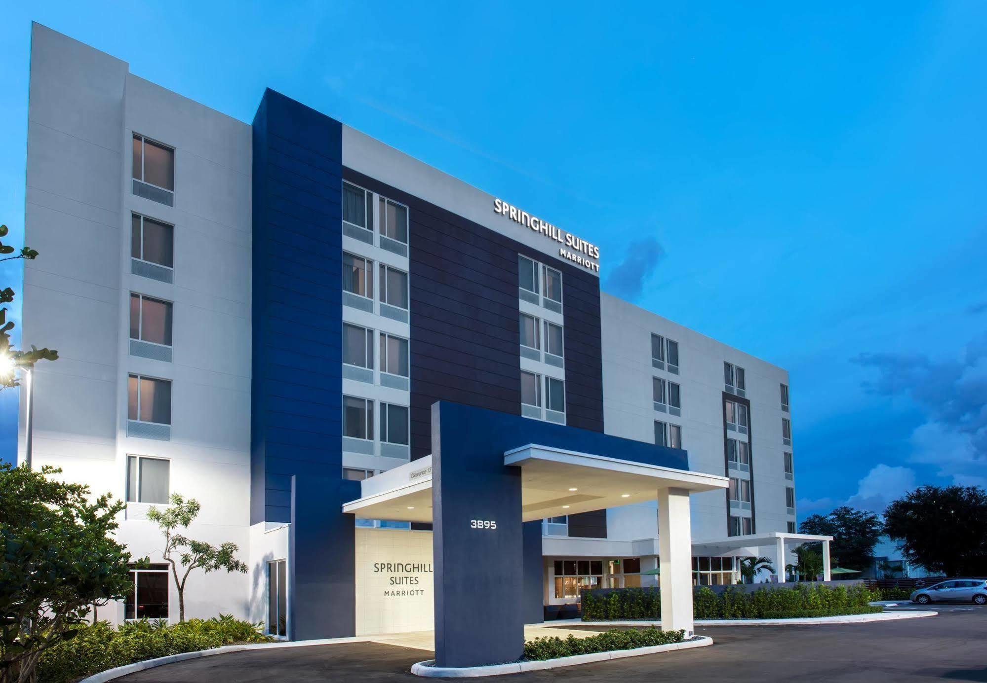 Hotel Springhill By Marriott Miami 3*